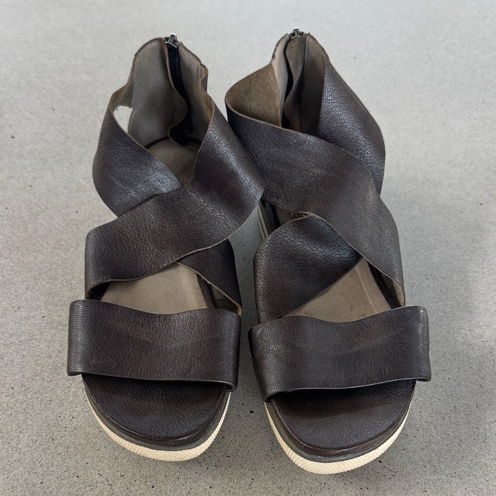 EILEEN FISHER size 9